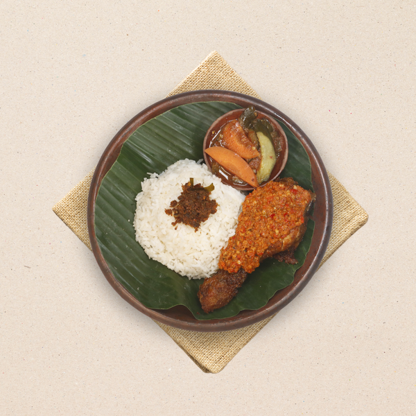 Nasi with Ayam Rica Rica – Dapur Wahyu Catering